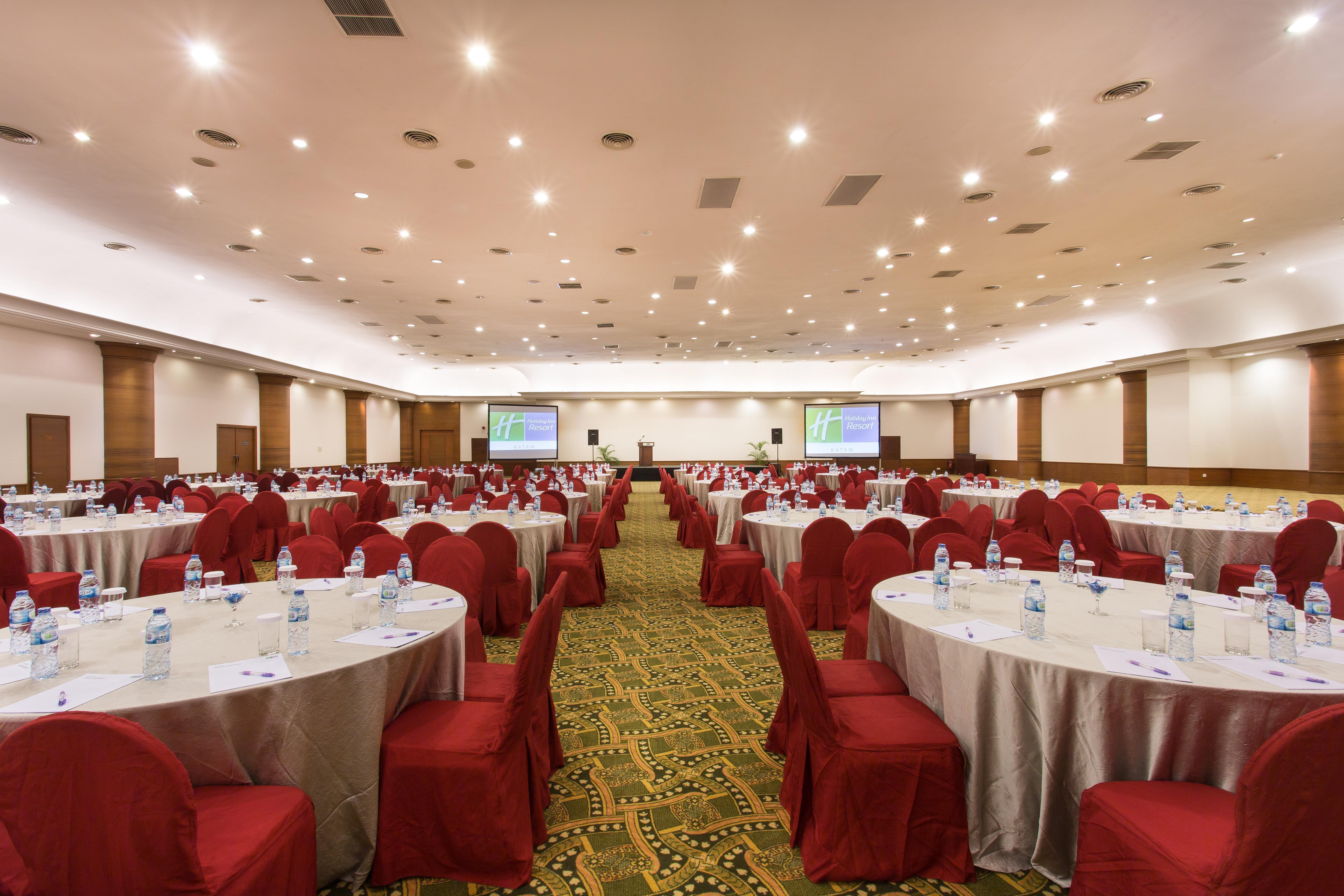 Holiday Inn Resort Batam By Ihg Sekupang Ngoại thất bức ảnh