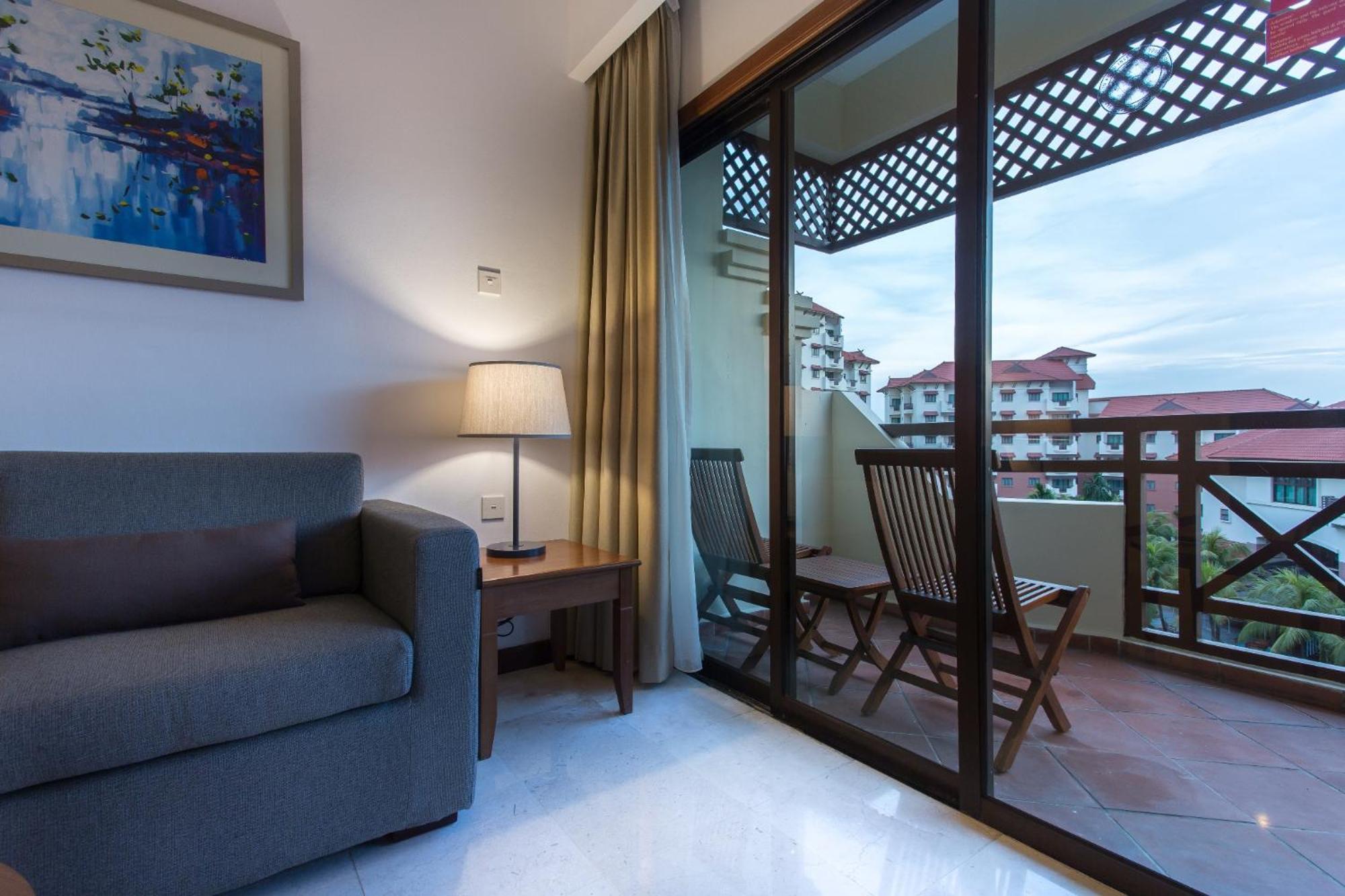 Holiday Inn Resort Batam By Ihg Sekupang Ngoại thất bức ảnh